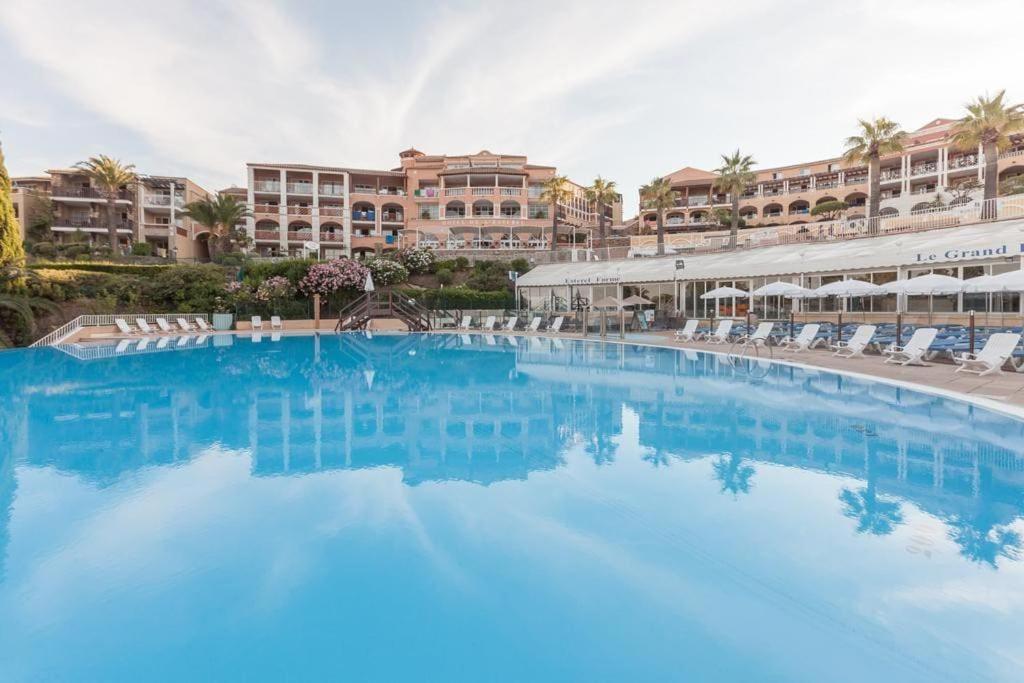 Dans Un Cadre D'Exception, Vue Mer Panoramique A Agay Cote D'Azur, Village Vacances Cap Esterel, T2 Avec Jardin, Golf, Climatisation, Wifi, 5 Piscines Saint-Raphaël 외부 사진