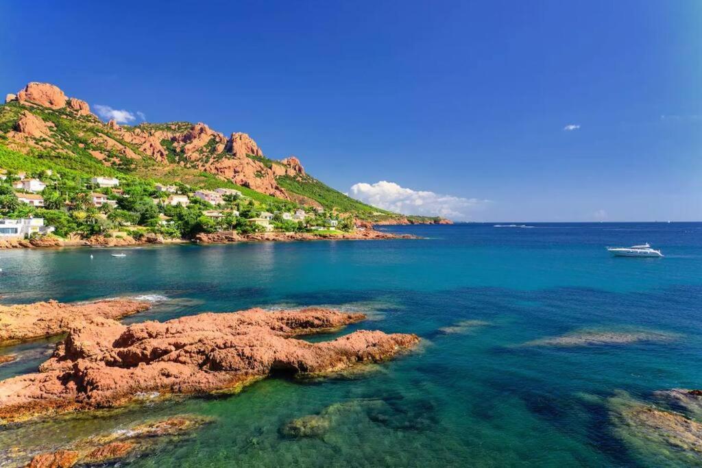 Dans Un Cadre D'Exception, Vue Mer Panoramique A Agay Cote D'Azur, Village Vacances Cap Esterel, T2 Avec Jardin, Golf, Climatisation, Wifi, 5 Piscines Saint-Raphaël 외부 사진